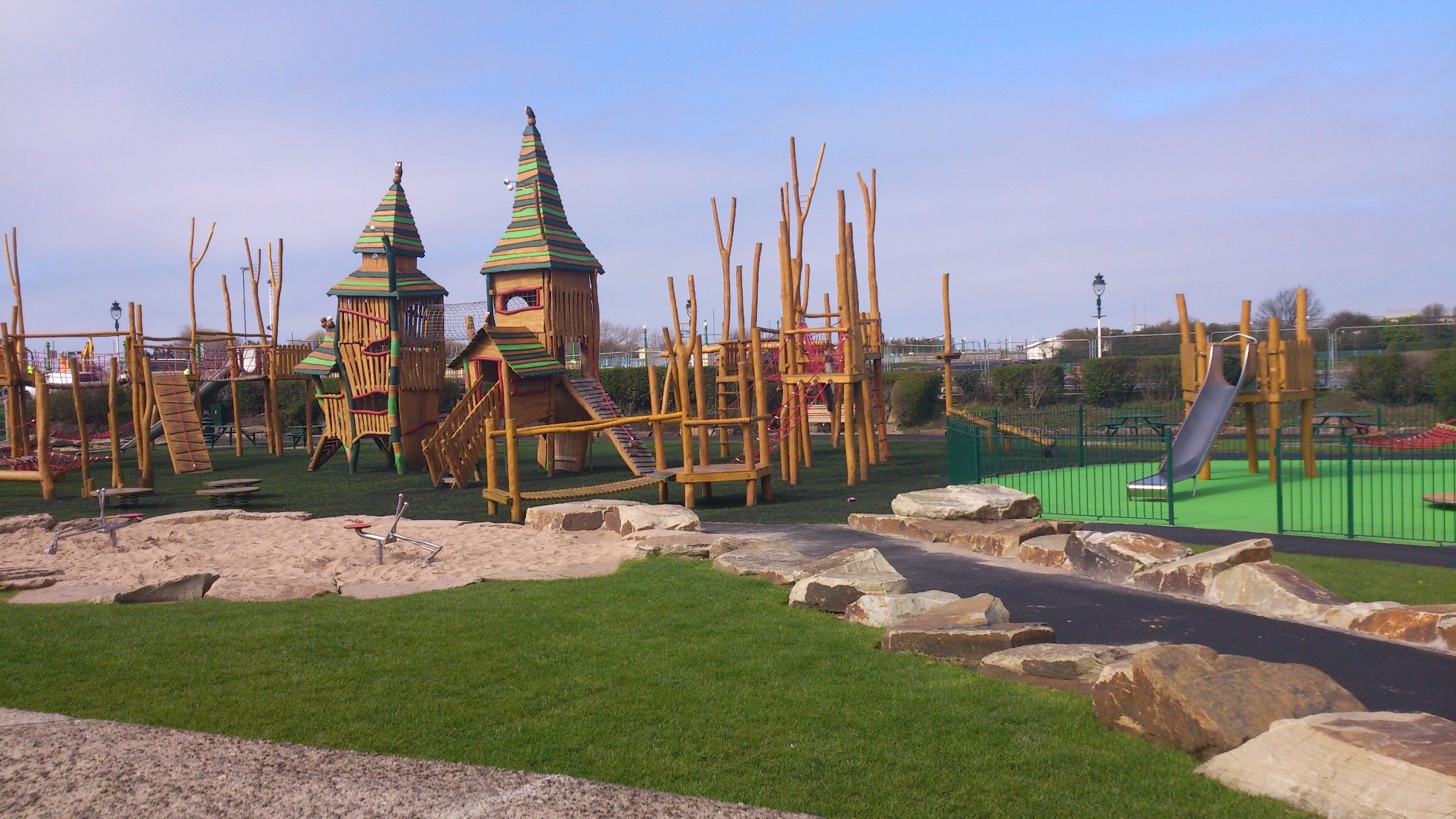 Kings Gardens showing fantastic children's play equipment © Visit Southport
