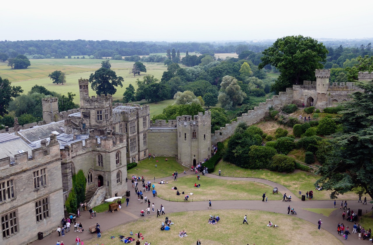 Castle Warwick by InspiredImages on Pixabay