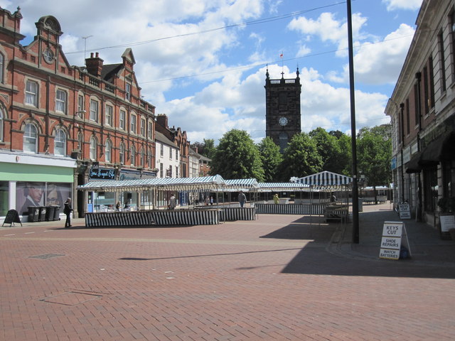 Burton on Trent - Market Square and St.Modwens Parish Church