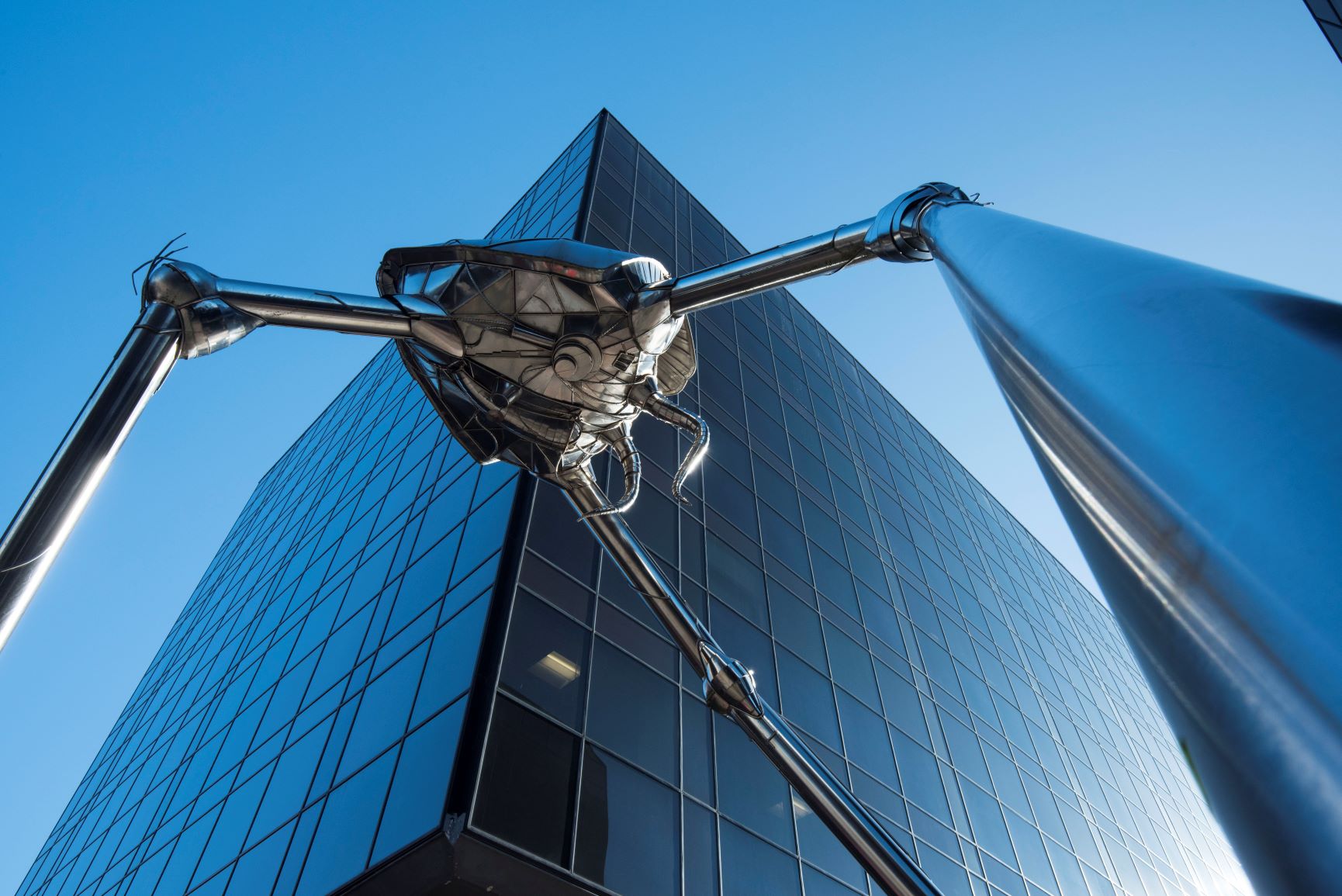 HG Wells Tripod sculpture representing a Martian invader from War of the Worlds © Woking TC